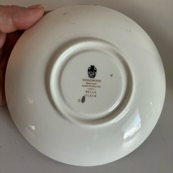 Wedgwood Cup Saucer Set Belle Fleur Footed Blue Flowers Platinum Rim Bone China - Picture 4 of 7